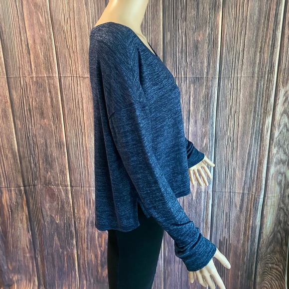Gilly Hicks size small navy blue soft comfy leisure long sleeve casual top - Picture 4 of 16